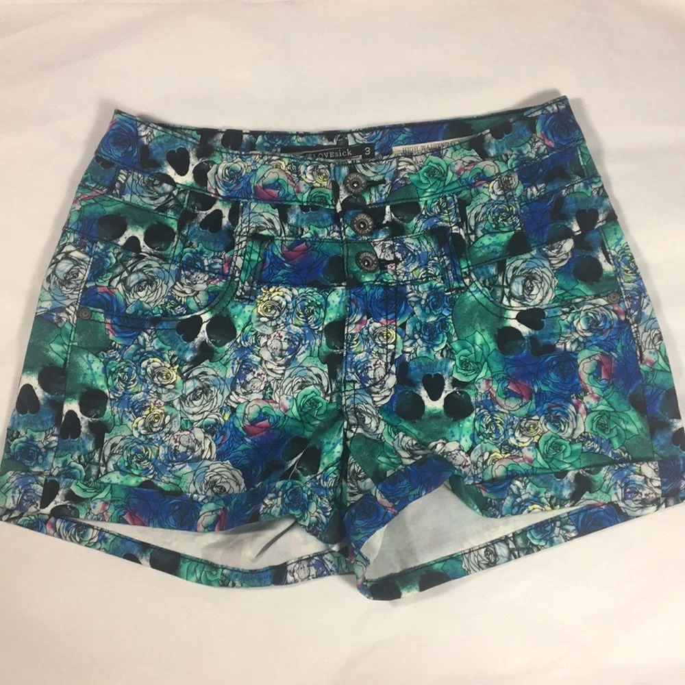 Lovesick Watercolor‎ Skulls High Waisted Shorts